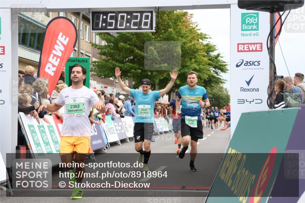21.09.2025 - PSD Bank Halbmarathon Strokosch-Dieckow http://msf.ph/oto/8918964 21.09.2025 11:49:51 Ziel 1233, 1657, 2065, 2181, 2362, 2376, 2462, 2527, 2589 meine-sportfotos.de
