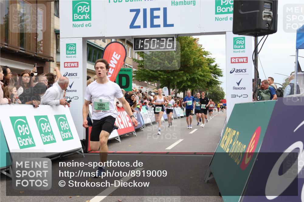 21.09.2025 - PSD Bank Halbmarathon Strokosch-Dieckow http://msf.ph/oto/8919009 21.09.2025 11:49:59 Ziel 1010, 1221, 2065, 2181, 2257, 2362, 2462, 2527, 2677, 3086, 3665 meine-sportfotos.de