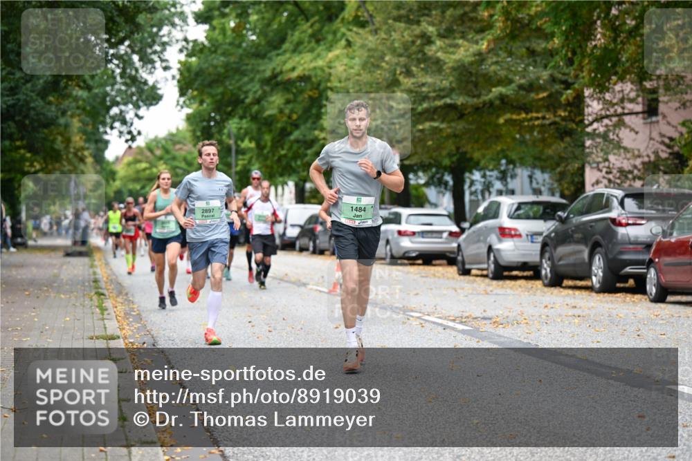 21.09.2025 - PSD Bank Halbmarathon Dr. Thomas Lammeyer http://msf.ph/oto/8919039 21.09.2025 10:36:53 Laufen 2897, 1484 meine-sportfotos.de