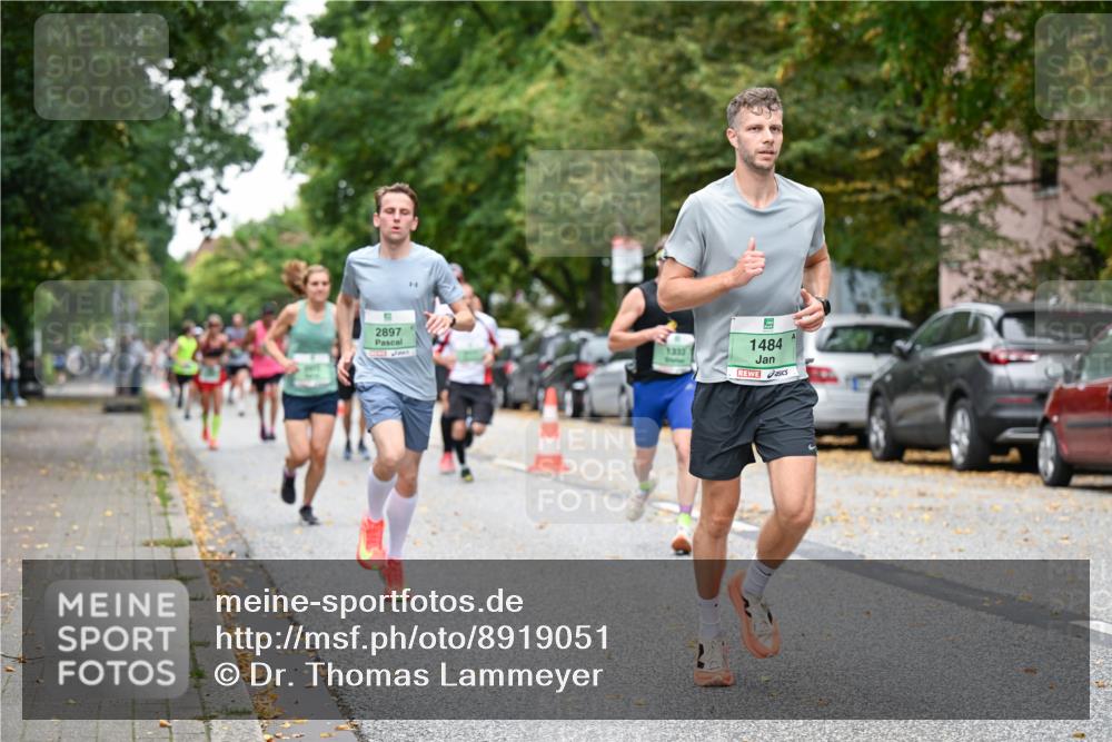 21.09.2025 - PSD Bank Halbmarathon Dr. Thomas Lammeyer http://msf.ph/oto/8919051 21.09.2025 10:36:54 Laufen 2897, 1333, 1484 meine-sportfotos.de