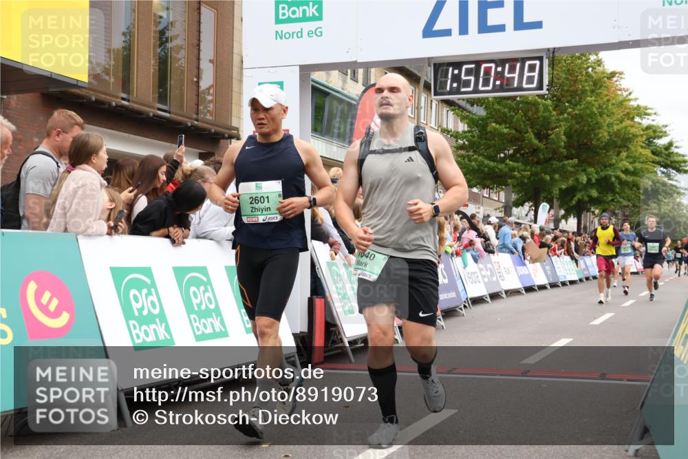 21.09.2025 - PSD Bank Halbmarathon Strokosch-Dieckow http://msf.ph/oto/8919073 21.09.2025 11:50:12 Ziel 1040, 1328, 2056, 2387, 2601, 3941, 4002 meine-sportfotos.de