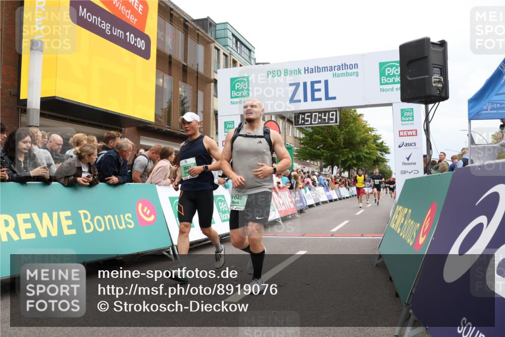 21.09.2025 - PSD Bank Halbmarathon Strokosch-Dieckow http://msf.ph/oto/8919076 21.09.2025 11:50:12 Ziel 1040, 1328, 2056, 2387, 2601, 3941, 4002 meine-sportfotos.de