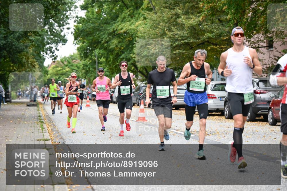 21.09.2025 - PSD Bank Halbmarathon Dr. Thomas Lammeyer http://msf.ph/oto/8919096 21.09.2025 10:36:59 Laufen 2027, 1856, 2077, 2003, 1421, 214 meine-sportfotos.de