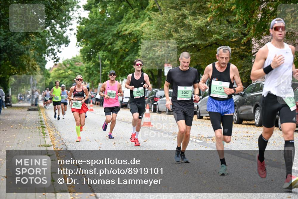 21.09.2025 - PSD Bank Halbmarathon Dr. Thomas Lammeyer http://msf.ph/oto/8919101 21.09.2025 10:36:59 Laufen 2027, 1856, 2077, 2003, 142 meine-sportfotos.de