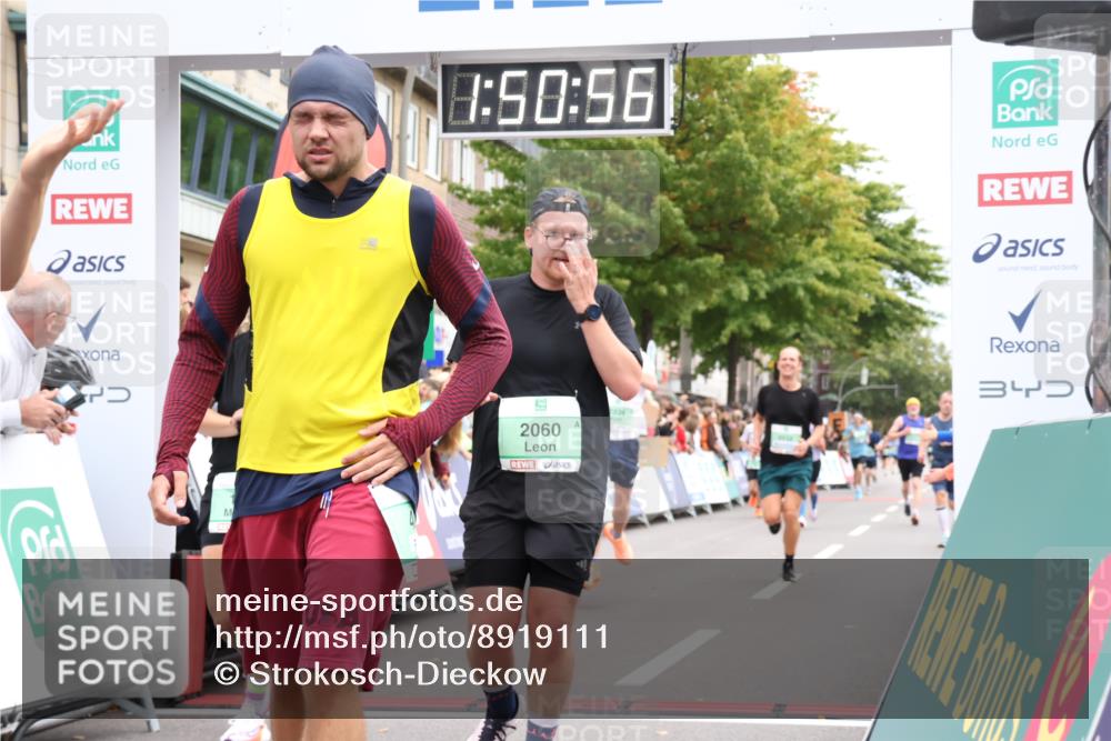 21.09.2025 - PSD Bank Halbmarathon Strokosch-Dieckow http://msf.ph/oto/8919111 21.09.2025 11:50:20 Ziel 1059, 2060, 2334, 2387, 2414, 2455, 3932, 4002 meine-sportfotos.de