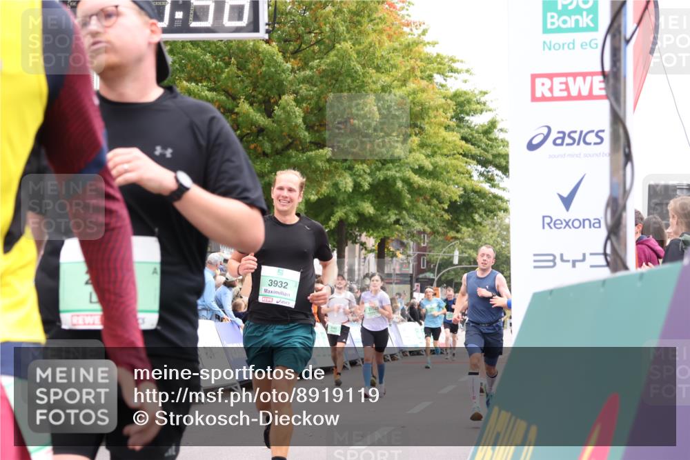 21.09.2025 - PSD Bank Halbmarathon Strokosch-Dieckow http://msf.ph/oto/8919119 21.09.2025 11:50:21 Ziel 1059, 1086, 2060, 2334, 2387, 2414, 2455, 3932, 4002 meine-sportfotos.de