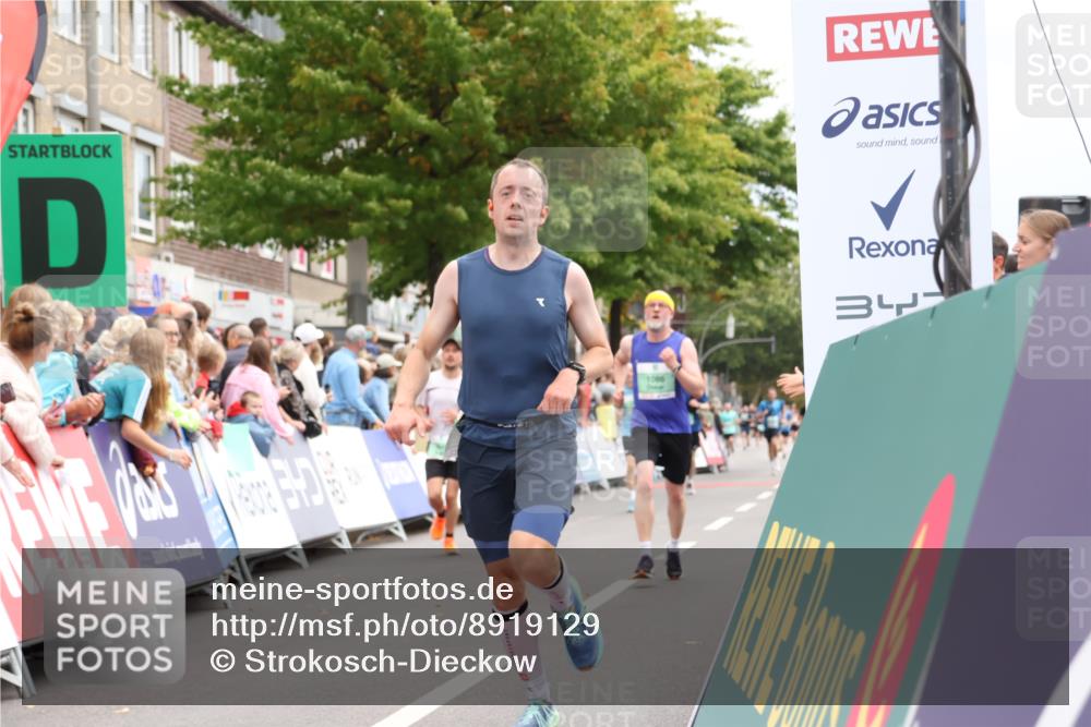 21.09.2025 - PSD Bank Halbmarathon Strokosch-Dieckow http://msf.ph/oto/8919129 21.09.2025 11:50:23 Ziel 1059, 1086, 2060, 2152, 2205, 2334, 2387, 2414, 2455, 3932, 4002 meine-sportfotos.de