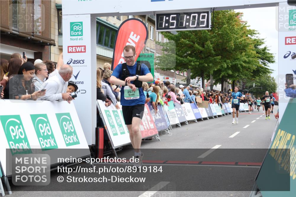 21.09.2025 - PSD Bank Halbmarathon Strokosch-Dieckow http://msf.ph/oto/8919184 21.09.2025 11:50:32 Ziel 1086, 1580, 2152, 2205, 2245, 2571, 3937 meine-sportfotos.de