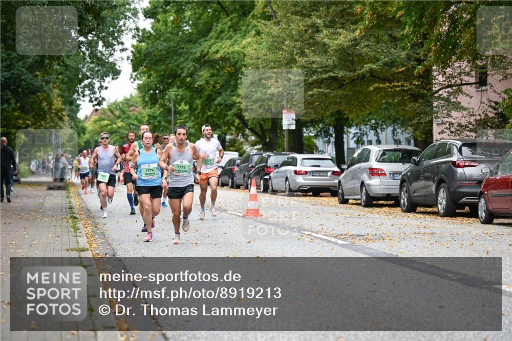 21.09.2025 - PSD Bank Halbmarathon Dr. Thomas Lammeyer http://msf.ph/oto/8919213 21.09.2025 10:37:11 Laufen 1902, 1776, 1775, 2226 meine-sportfotos.de