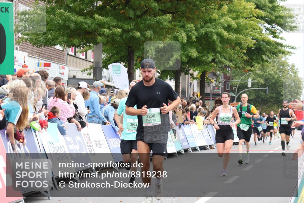 21.09.2025 - PSD Bank Halbmarathon Strokosch-Dieckow http://msf.ph/oto/8919238 21.09.2025 11:50:46 Ziel 1231, 2172, 2280, 2572, 2811, 2934 meine-sportfotos.de