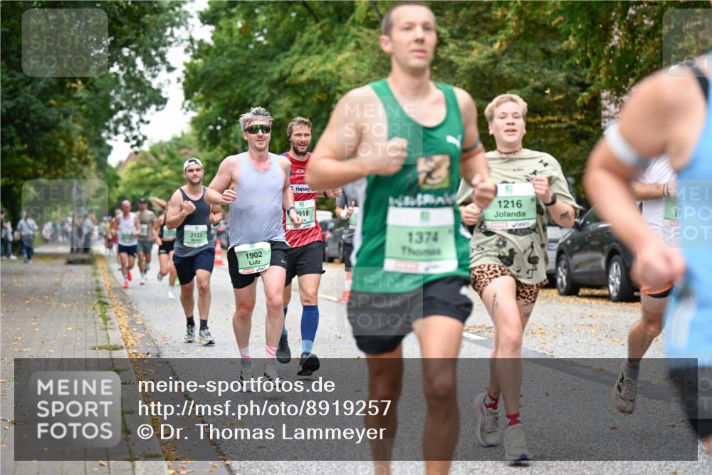 21.09.2025 - PSD Bank Halbmarathon Dr. Thomas Lammeyer http://msf.ph/oto/8919257 21.09.2025 10:37:15 Laufen 2123, 1902, 9, 918, 1374, 1216 meine-sportfotos.de