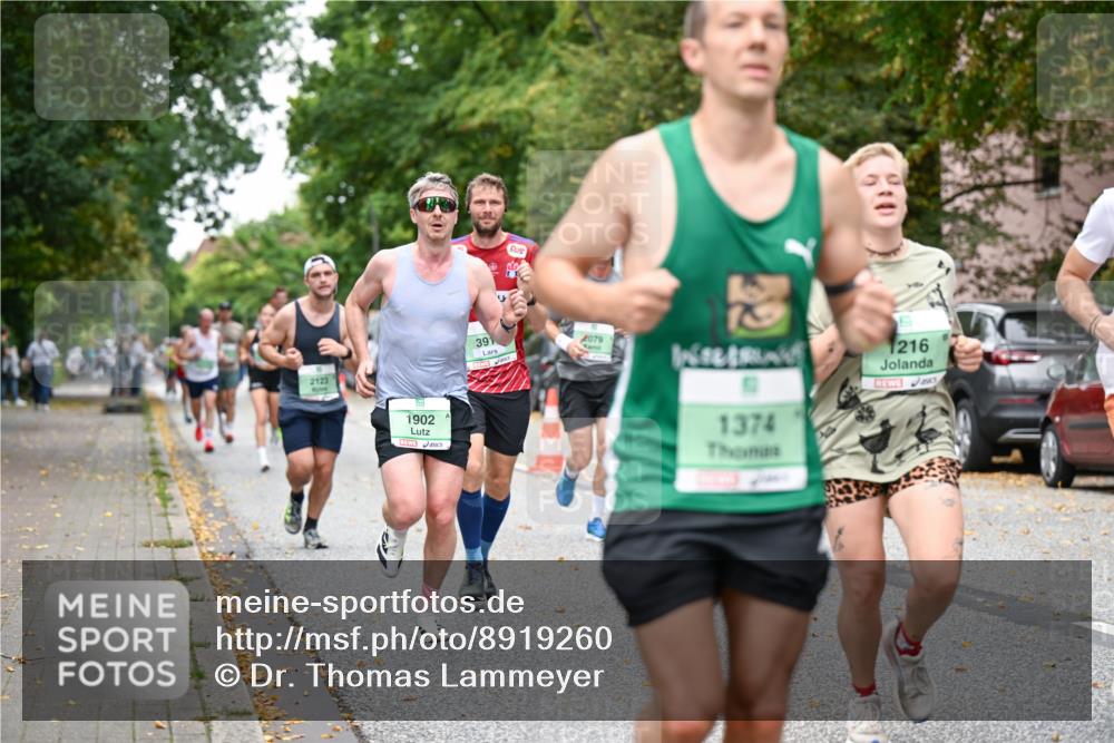 21.09.2025 - PSD Bank Halbmarathon Dr. Thomas Lammeyer http://msf.ph/oto/8919260 21.09.2025 10:37:16 Laufen 2123, 1902, 391, 2079, 1374, 1216 meine-sportfotos.de
