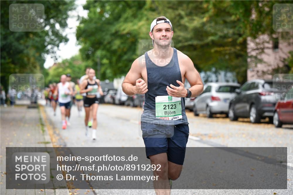 21.09.2025 - PSD Bank Halbmarathon Dr. Thomas Lammeyer http://msf.ph/oto/8919292 21.09.2025 10:37:19 Laufen 2123 meine-sportfotos.de