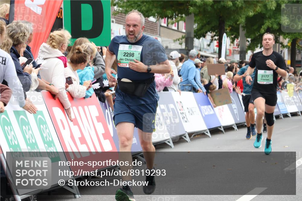 21.09.2025 - PSD Bank Halbmarathon Strokosch-Dieckow http://msf.ph/oto/8919293 21.09.2025 11:50:56 Ziel 2172, 2177, 2298, 2559, 2750, 2934, 3935 meine-sportfotos.de