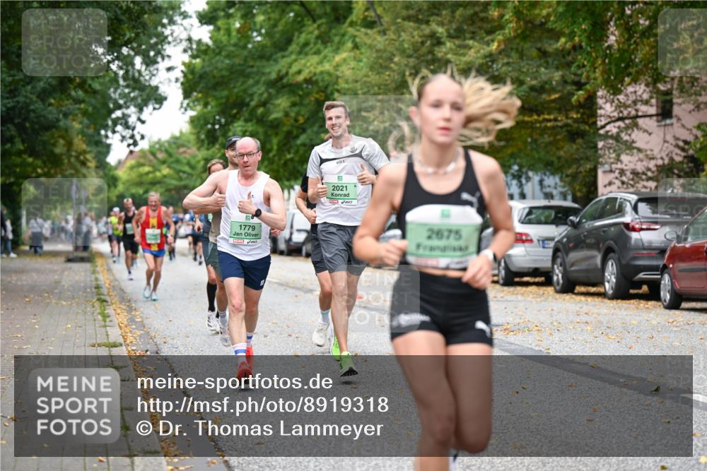 21.09.2025 - PSD Bank Halbmarathon Dr. Thomas Lammeyer http://msf.ph/oto/8919318 21.09.2025 10:37:22 Laufen 1779, 73, 5, 5, 2021, 2675 meine-sportfotos.de