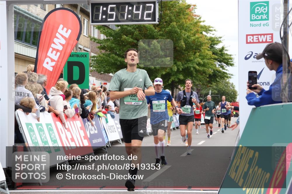 21.09.2025 - PSD Bank Halbmarathon Strokosch-Dieckow http://msf.ph/oto/8919353 21.09.2025 11:51:06 Ziel 1039, 1226, 1720, 2177, 2256, 2331, 2437, 2559, 2620, 3649 meine-sportfotos.de