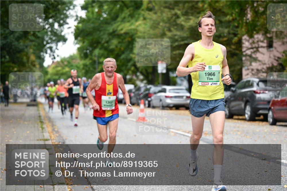 21.09.2025 - PSD Bank Halbmarathon Dr. Thomas Lammeyer http://msf.ph/oto/8919365 21.09.2025 10:37:27 Laufen 136, 1966 meine-sportfotos.de