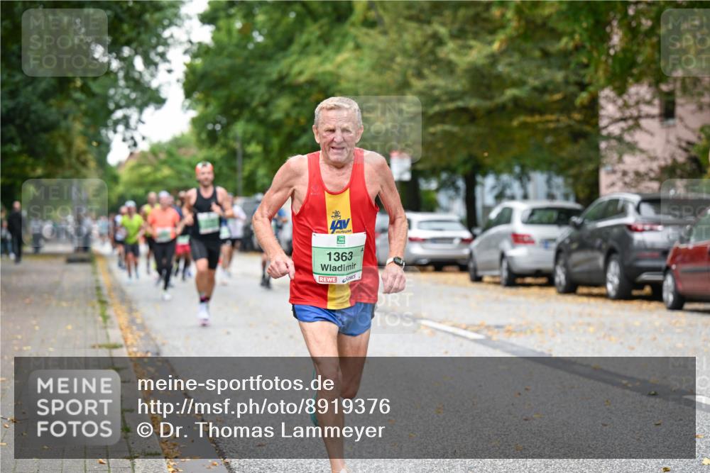 21.09.2025 - PSD Bank Halbmarathon Dr. Thomas Lammeyer http://msf.ph/oto/8919376 21.09.2025 10:37:28 Laufen 1363 meine-sportfotos.de