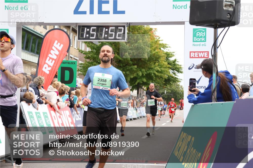 21.09.2025 - PSD Bank Halbmarathon Strokosch-Dieckow http://msf.ph/oto/8919390 21.09.2025 11:51:16 Ziel 1003, 1640, 1720, 2114, 2342, 2358, 2437, 2444, 2633, 2662, 3529, 3927 meine-sportfotos.de