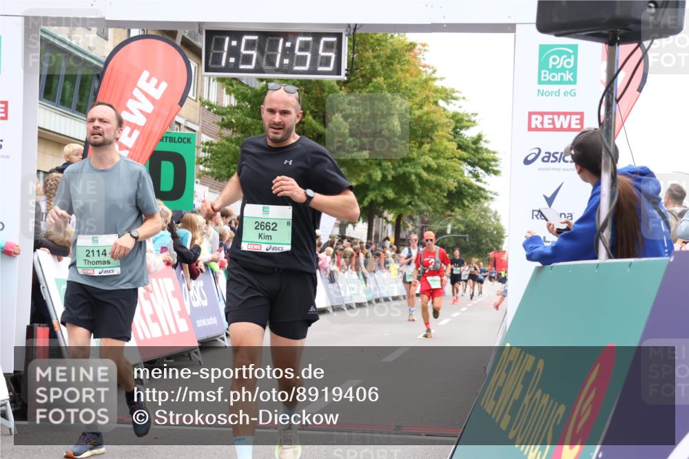 21.09.2025 - PSD Bank Halbmarathon Strokosch-Dieckow http://msf.ph/oto/8919406 21.09.2025 11:51:19 Ziel 1003, 1537, 1640, 2114, 2342, 2358, 2444, 2633, 2662, 3529, 3927 meine-sportfotos.de