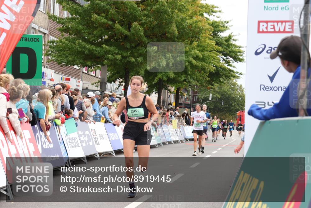 21.09.2025 - PSD Bank Halbmarathon Strokosch-Dieckow http://msf.ph/oto/8919445 21.09.2025 11:51:31 Ziel 1250, 2295, 2402, 2951 meine-sportfotos.de