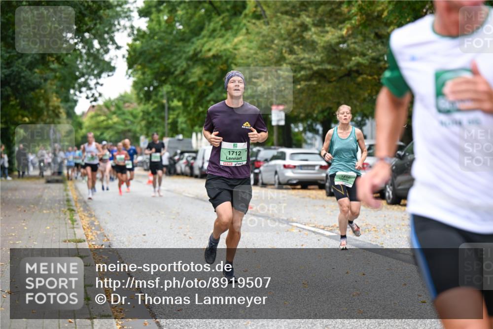 21.09.2025 - PSD Bank Halbmarathon Dr. Thomas Lammeyer http://msf.ph/oto/8919507 21.09.2025 10:37:42 Laufen 1712, 1810 meine-sportfotos.de