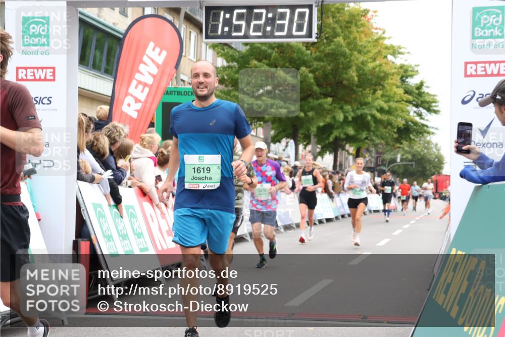 21.09.2025 - PSD Bank Halbmarathon Strokosch-Dieckow http://msf.ph/oto/8919525 21.09.2025 11:51:53 Ziel 1375, 1581, 1619, 2163, 2169, 2382, 2476, 2539, 2886, 2988 meine-sportfotos.de