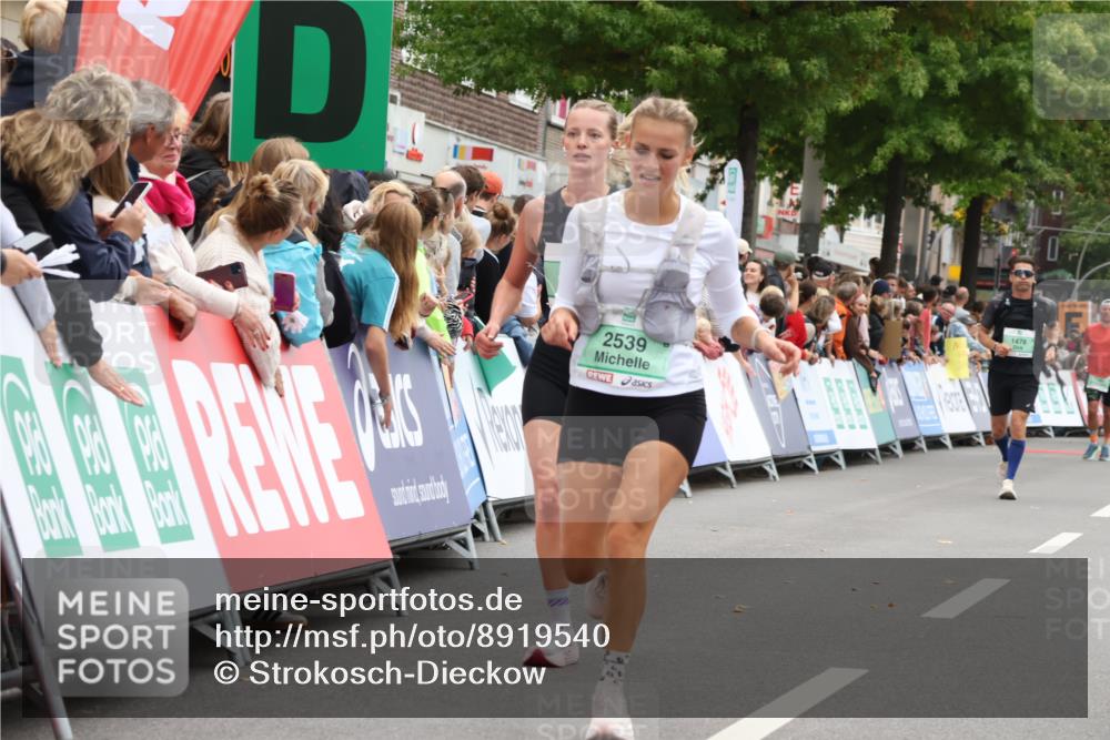 21.09.2025 - PSD Bank Halbmarathon Strokosch-Dieckow http://msf.ph/oto/8919540 21.09.2025 11:51:56 Ziel 1581, 1619, 2169, 2382, 2476, 2539, 2886, 2988 meine-sportfotos.de