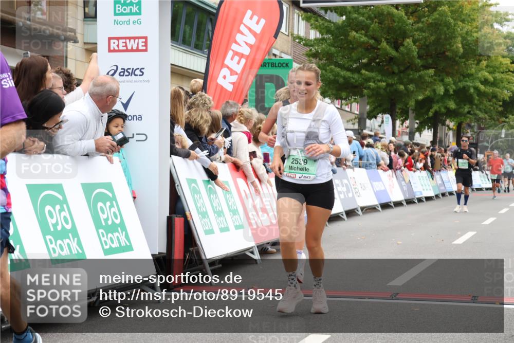 21.09.2025 - PSD Bank Halbmarathon Strokosch-Dieckow http://msf.ph/oto/8919545 21.09.2025 11:51:57 Ziel 1581, 1619, 2169, 2382, 2476, 2539, 2886, 2988 meine-sportfotos.de