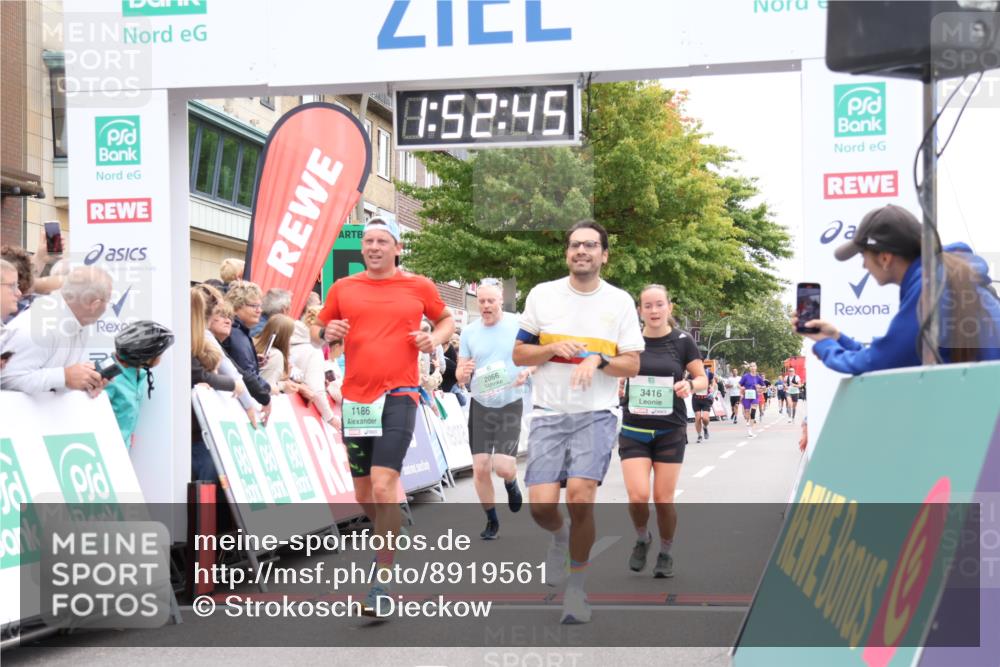 21.09.2025 - PSD Bank Halbmarathon Strokosch-Dieckow http://msf.ph/oto/8919561 21.09.2025 11:52:08 Ziel 1186, 1478, 2066, 2302, 3416, 4004 meine-sportfotos.de