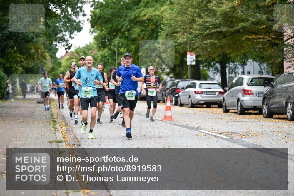 21.09.2025 - PSD Bank Halbmarathon Dr. Thomas Lammeyer http://msf.ph/oto/8919583 21.09.2025 10:37:53 Laufen 361, 2183, 2135, 1788 meine-sportfotos.de