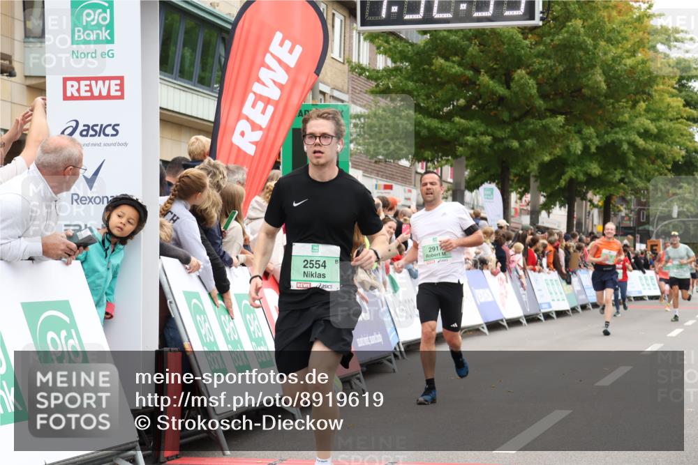 21.09.2025 - PSD Bank Halbmarathon Strokosch-Dieckow http://msf.ph/oto/8919619 21.09.2025 11:52:22 Ziel 1508, 2087, 2492, 2554, 2844, 2917, 3044, 3141 meine-sportfotos.de
