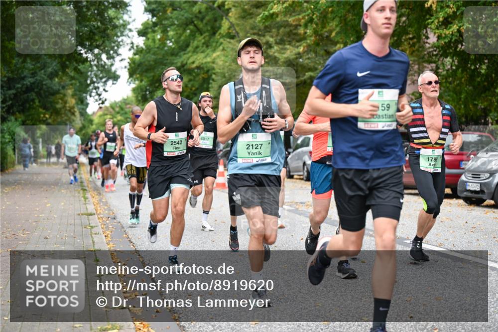 21.09.2025 - PSD Bank Halbmarathon Dr. Thomas Lammeyer http://msf.ph/oto/8919620 21.09.2025 10:37:58 Laufen 2542, 4017, 2127, 59, 1788, 4925 meine-sportfotos.de