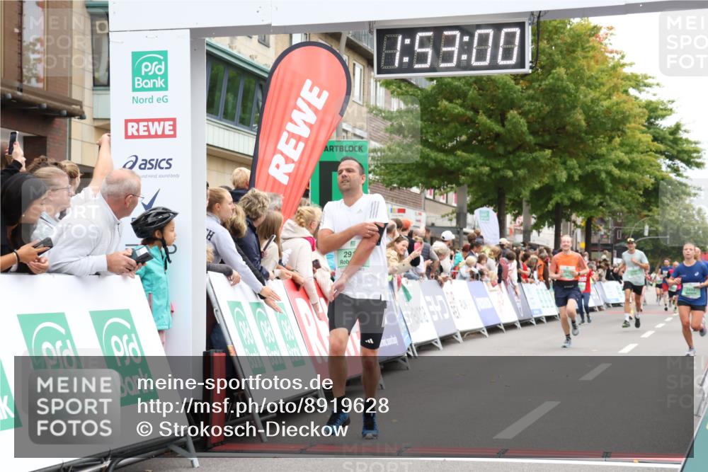 21.09.2025 - PSD Bank Halbmarathon Strokosch-Dieckow http://msf.ph/oto/8919628 21.09.2025 11:52:23 Ziel 1508, 2087, 2492, 2512, 2554, 2844, 2917, 3044, 3141 meine-sportfotos.de