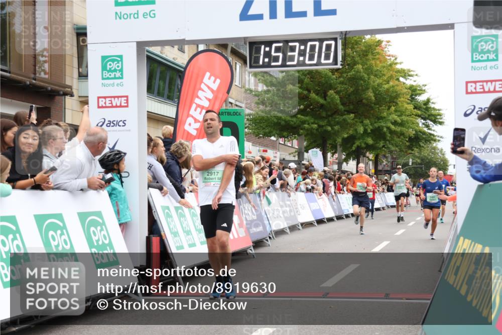 21.09.2025 - PSD Bank Halbmarathon Strokosch-Dieckow http://msf.ph/oto/8919630 21.09.2025 11:52:23 Ziel 1508, 2087, 2492, 2512, 2554, 2844, 2917, 3044, 3141 meine-sportfotos.de