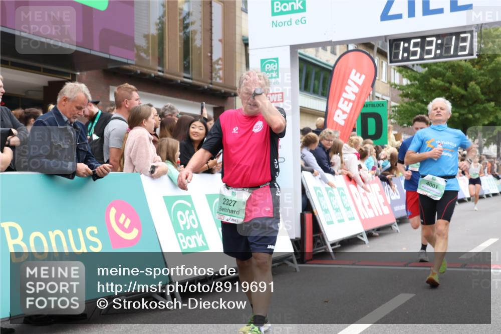 21.09.2025 - PSD Bank Halbmarathon Strokosch-Dieckow http://msf.ph/oto/8919691 21.09.2025 11:52:36 Ziel 1506, 1600, 2237, 2327, 2356, 2375, 2654, 2835, 2984, 4001, 4053 meine-sportfotos.de
