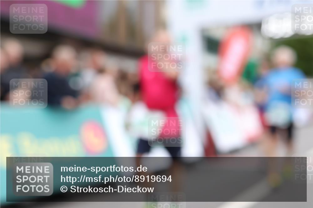 21.09.2025 - PSD Bank Halbmarathon Strokosch-Dieckow http://msf.ph/oto/8919694 21.09.2025 11:52:36 Ziel 1506, 1600, 2237, 2327, 2356, 2375, 2654, 2835, 2984, 4001, 4053 meine-sportfotos.de