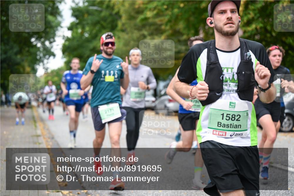21.09.2025 - PSD Bank Halbmarathon Dr. Thomas Lammeyer http://msf.ph/oto/8919695 21.09.2025 10:38:08 Laufen 2125, 2171, 1582 meine-sportfotos.de