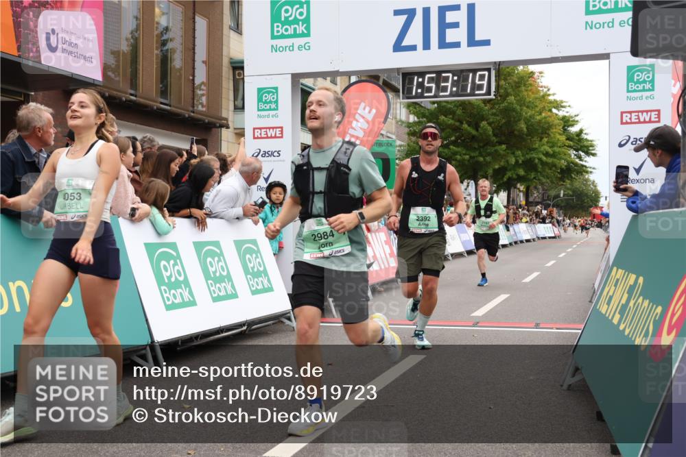 21.09.2025 - PSD Bank Halbmarathon Strokosch-Dieckow http://msf.ph/oto/8919723 21.09.2025 11:52:42 Ziel 2167, 2237, 2392, 2984, 4001, 4053 meine-sportfotos.de