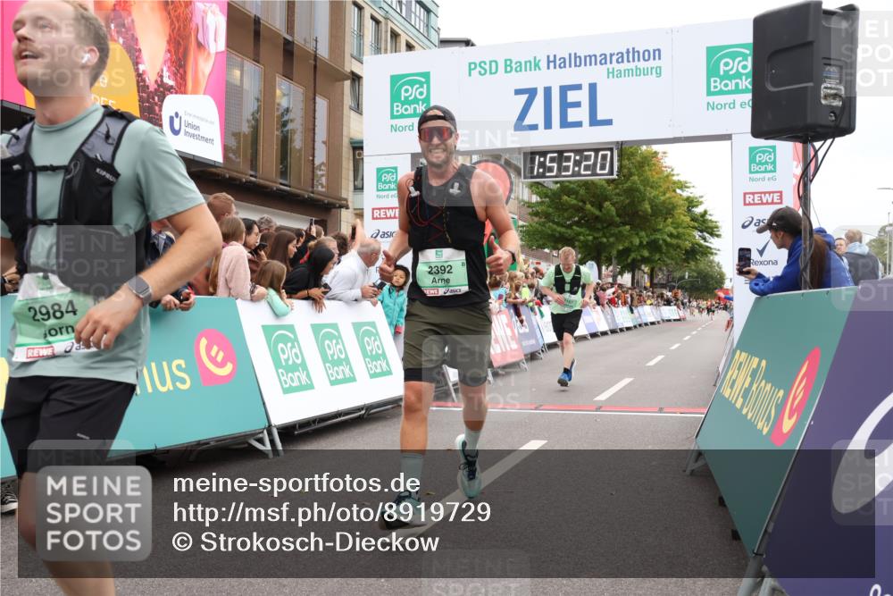 21.09.2025 - PSD Bank Halbmarathon Strokosch-Dieckow http://msf.ph/oto/8919729 21.09.2025 11:52:43 Ziel 2167, 2237, 2392, 2984, 4001, 4053 meine-sportfotos.de