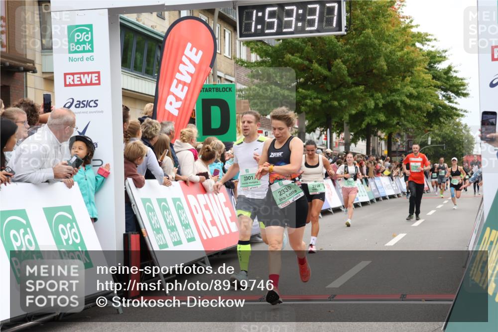 21.09.2025 - PSD Bank Halbmarathon Strokosch-Dieckow http://msf.ph/oto/8919746 21.09.2025 11:53:00 Ziel 1102, 2228, 2301, 2305, 2339 meine-sportfotos.de