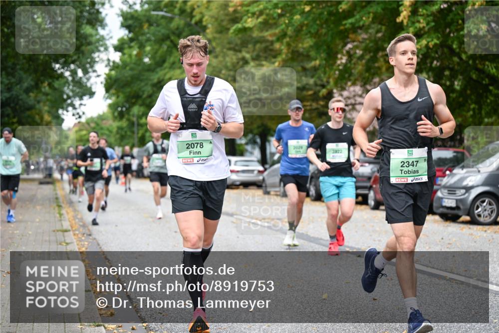 21.09.2025 - PSD Bank Halbmarathon Dr. Thomas Lammeyer http://msf.ph/oto/8919753 21.09.2025 10:38:14 Laufen 2078, 2029, 3922, 2347 meine-sportfotos.de