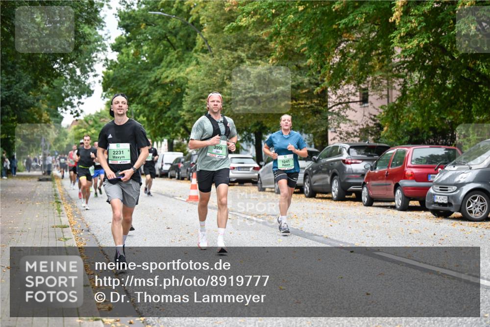21.09.2025 - PSD Bank Halbmarathon Dr. Thomas Lammeyer http://msf.ph/oto/8919777 21.09.2025 10:38:17 Laufen 2231, 3999, 1241, 4915 meine-sportfotos.de