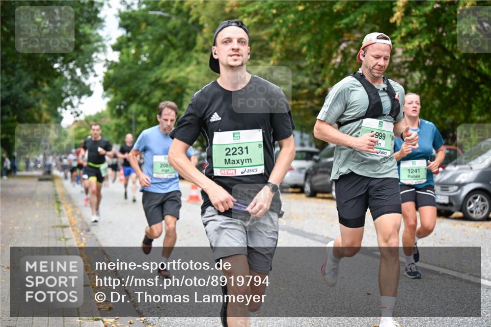 21.09.2025 - PSD Bank Halbmarathon Dr. Thomas Lammeyer http://msf.ph/oto/8919794 21.09.2025 10:38:18 Laufen 2085, 2231, 999, 1241 meine-sportfotos.de
