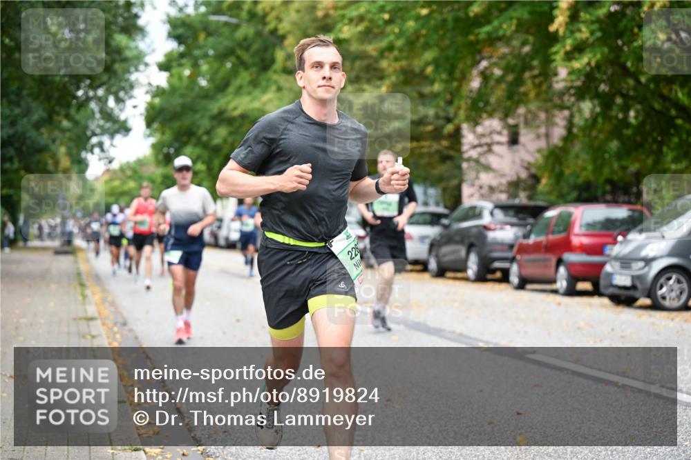 21.09.2025 - PSD Bank Halbmarathon Dr. Thomas Lammeyer http://msf.ph/oto/8919824 21.09.2025 10:38:22 Laufen 228 meine-sportfotos.de