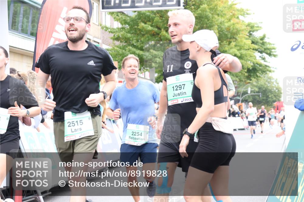 21.09.2025 - PSD Bank Halbmarathon Strokosch-Dieckow http://msf.ph/oto/8919828 21.09.2025 11:53:19 Ziel 1297, 2219, 2254, 2374, 2404, 2427, 2459, 2515, 2757, 2813, 2861 meine-sportfotos.de