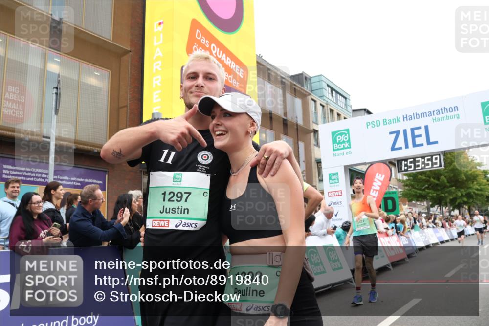 21.09.2025 - PSD Bank Halbmarathon Strokosch-Dieckow http://msf.ph/oto/8919840 21.09.2025 11:53:23 Ziel 1079, 1297, 2219, 2254, 2374, 2427, 2459, 2515, 2813, 2861, 2871 meine-sportfotos.de