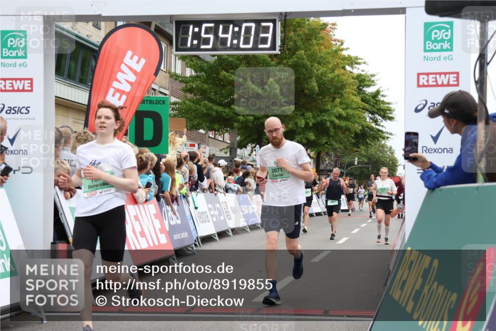 21.09.2025 - PSD Bank Halbmarathon Strokosch-Dieckow http://msf.ph/oto/8919855 21.09.2025 11:53:26 Ziel 1079, 2219, 2254, 2427, 2588, 2813, 2871 meine-sportfotos.de