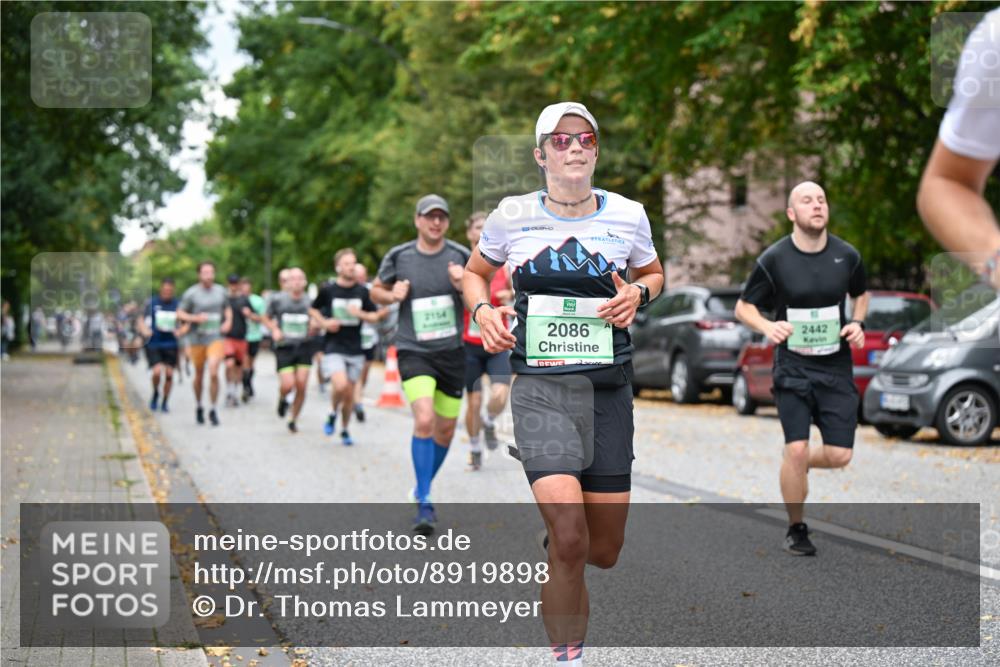 21.09.2025 - PSD Bank Halbmarathon Dr. Thomas Lammeyer http://msf.ph/oto/8919898 21.09.2025 10:38:30 Laufen 2154, 2086, 2442 meine-sportfotos.de
