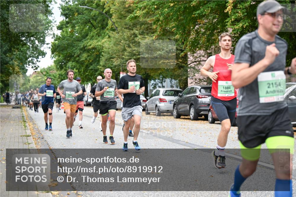 21.09.2025 - PSD Bank Halbmarathon Dr. Thomas Lammeyer http://msf.ph/oto/8919912 21.09.2025 10:38:32 Laufen 37, 2224, 2256, 389, 17, 1884, 2154 meine-sportfotos.de